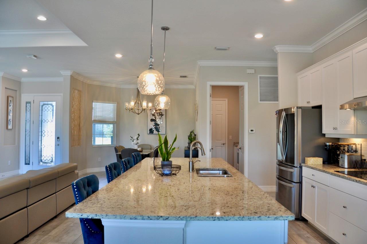 HARBOR WEST - Residential