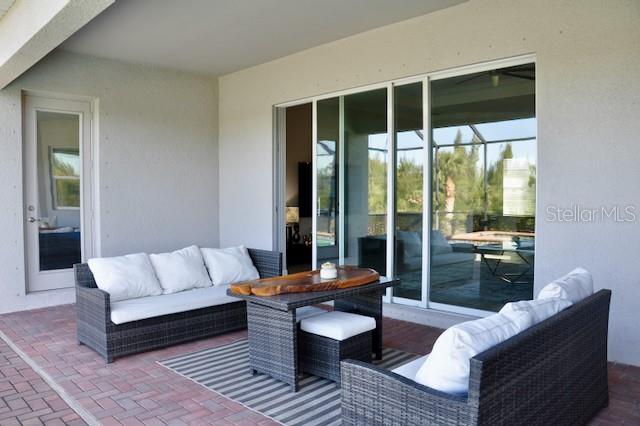 HARBOR WEST - Residential