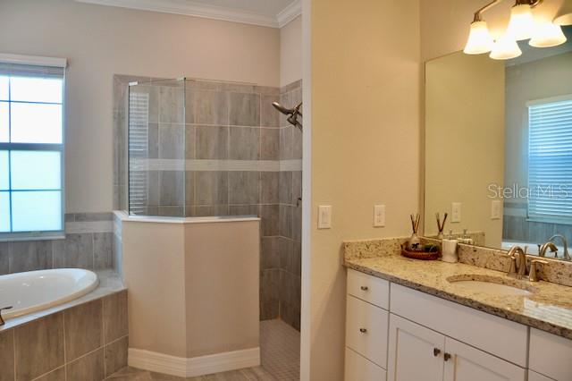 HARBOR WEST - Residential