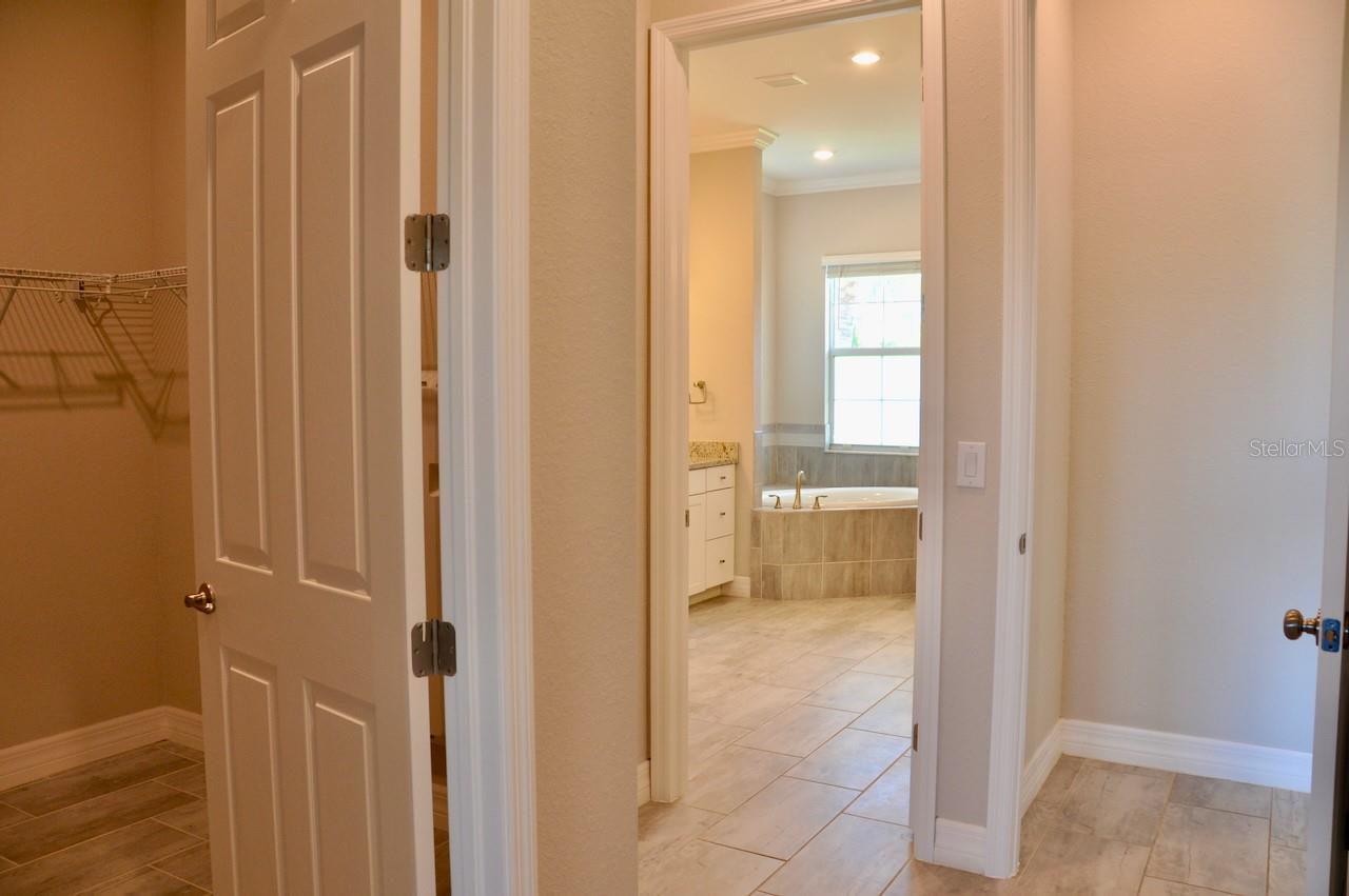 HARBOR WEST - Residential