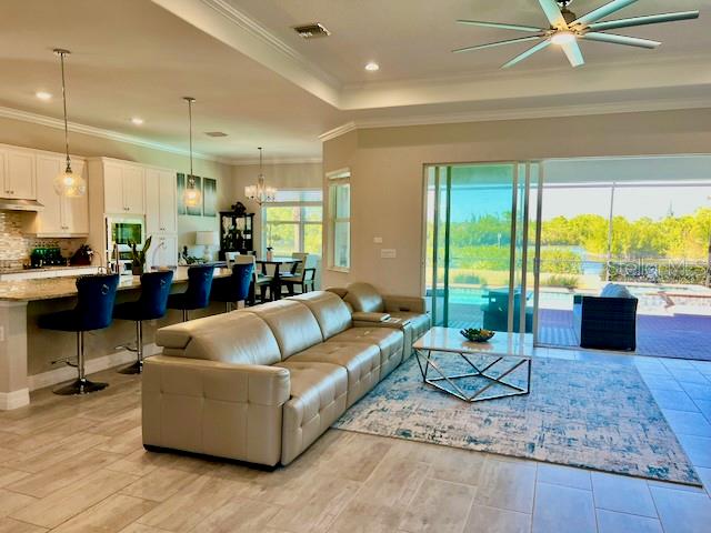 HARBOR WEST - Residential