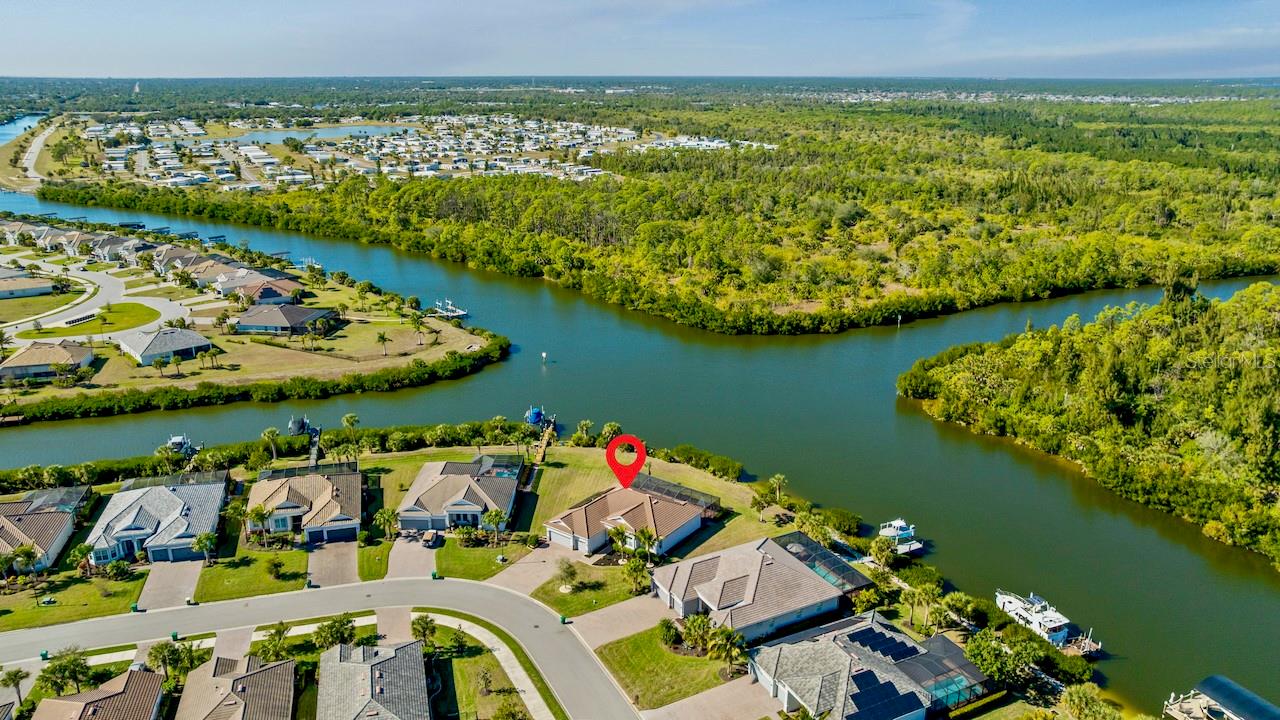 HARBOR WEST - Residential