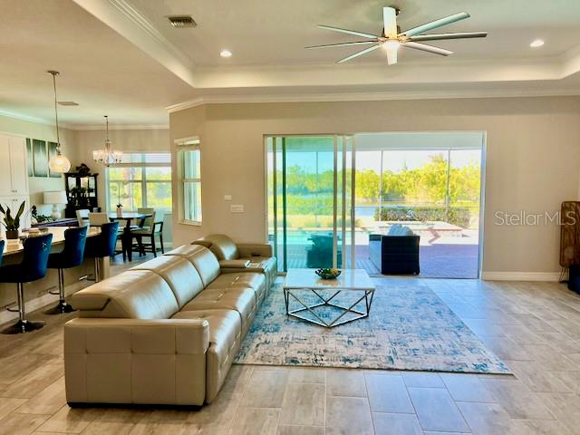 HARBOR WEST - Residential