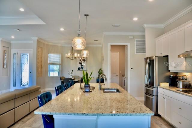 HARBOR WEST - Residential