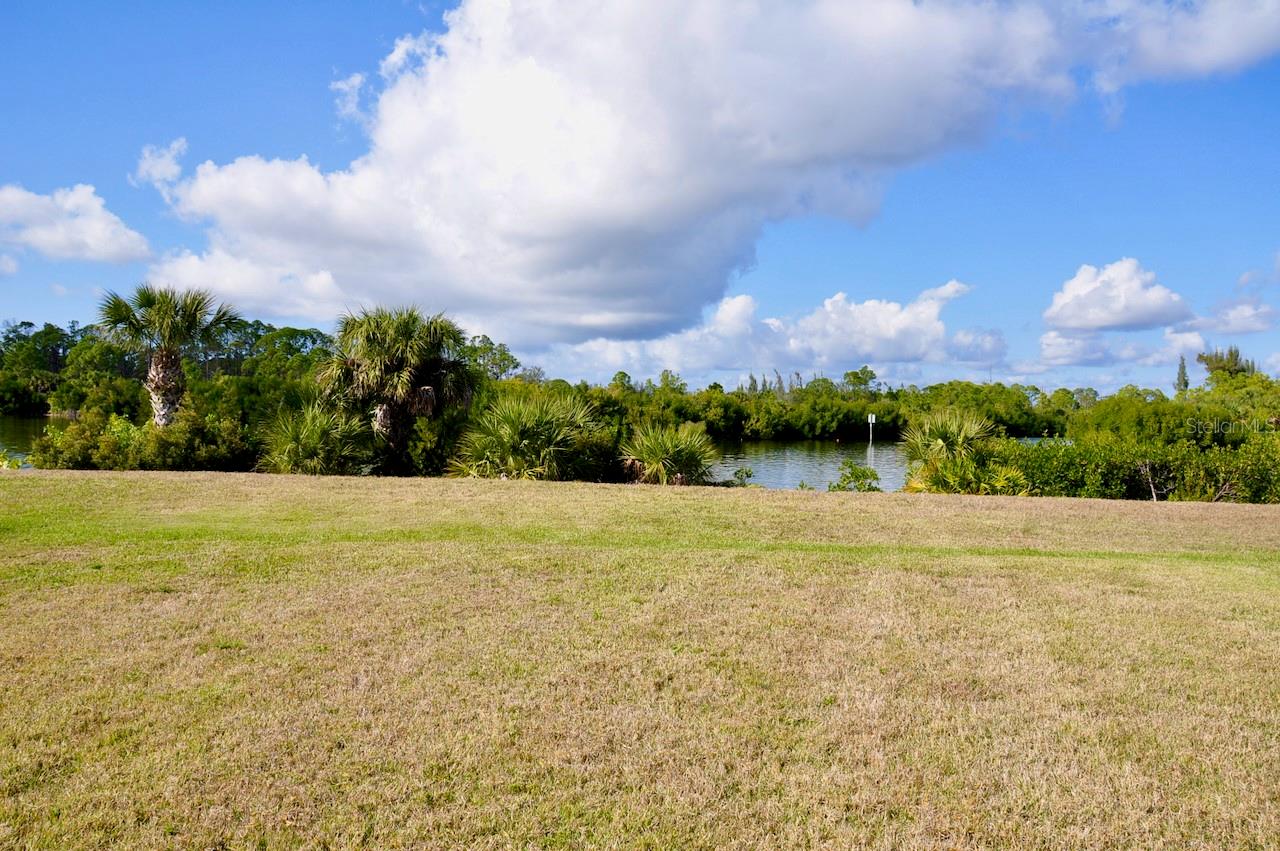 HARBOR WEST - Residential