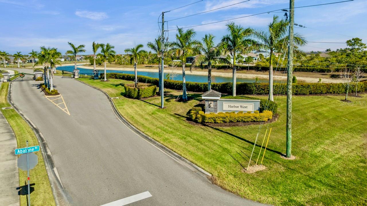 HARBOR WEST - Residential