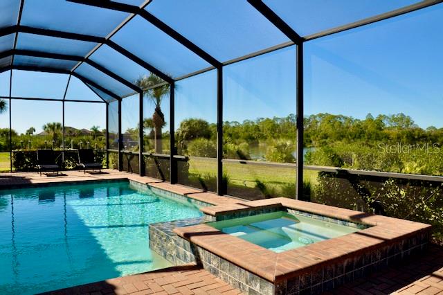 HARBOR WEST - Residential