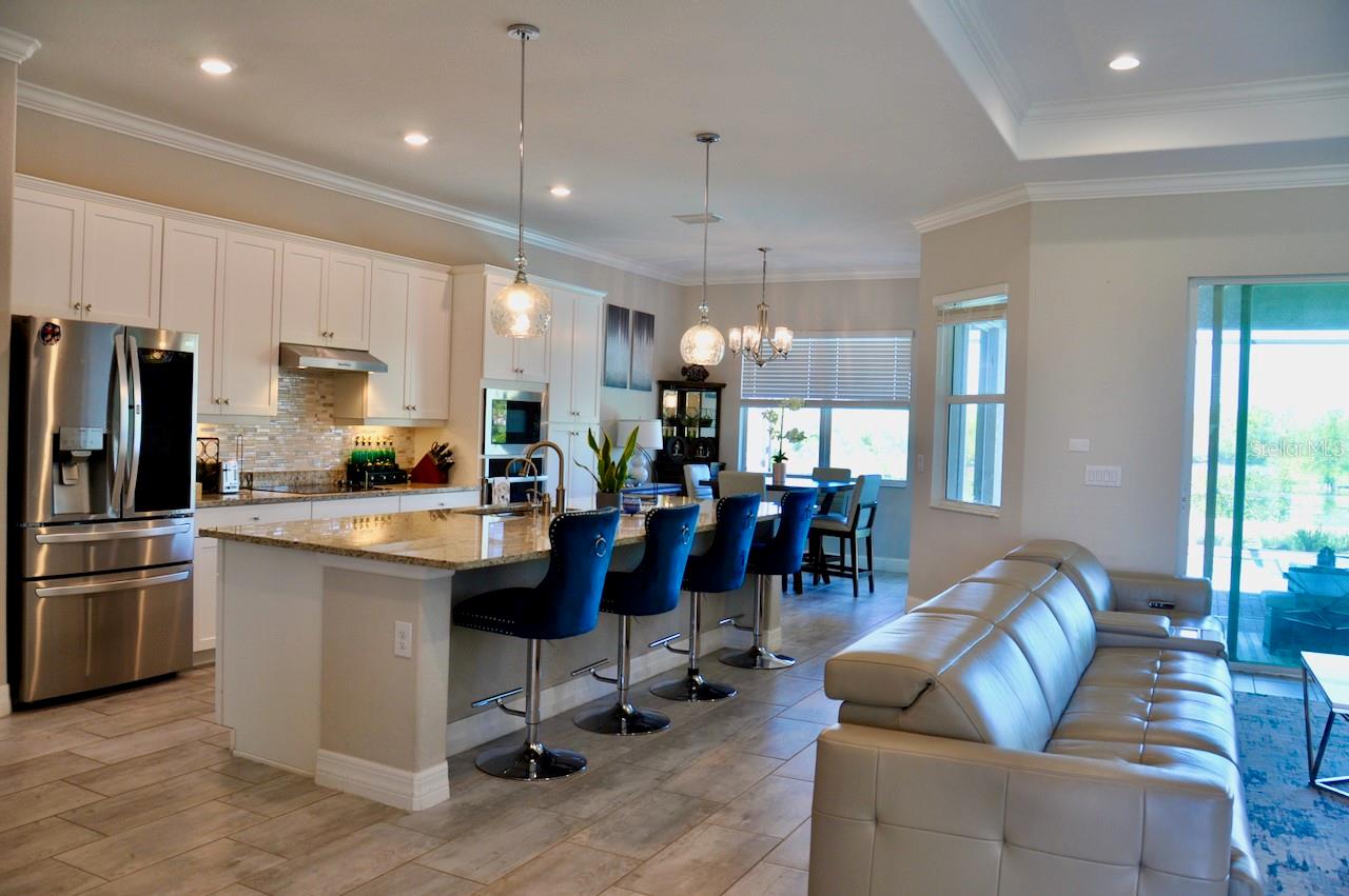 HARBOR WEST - Residential