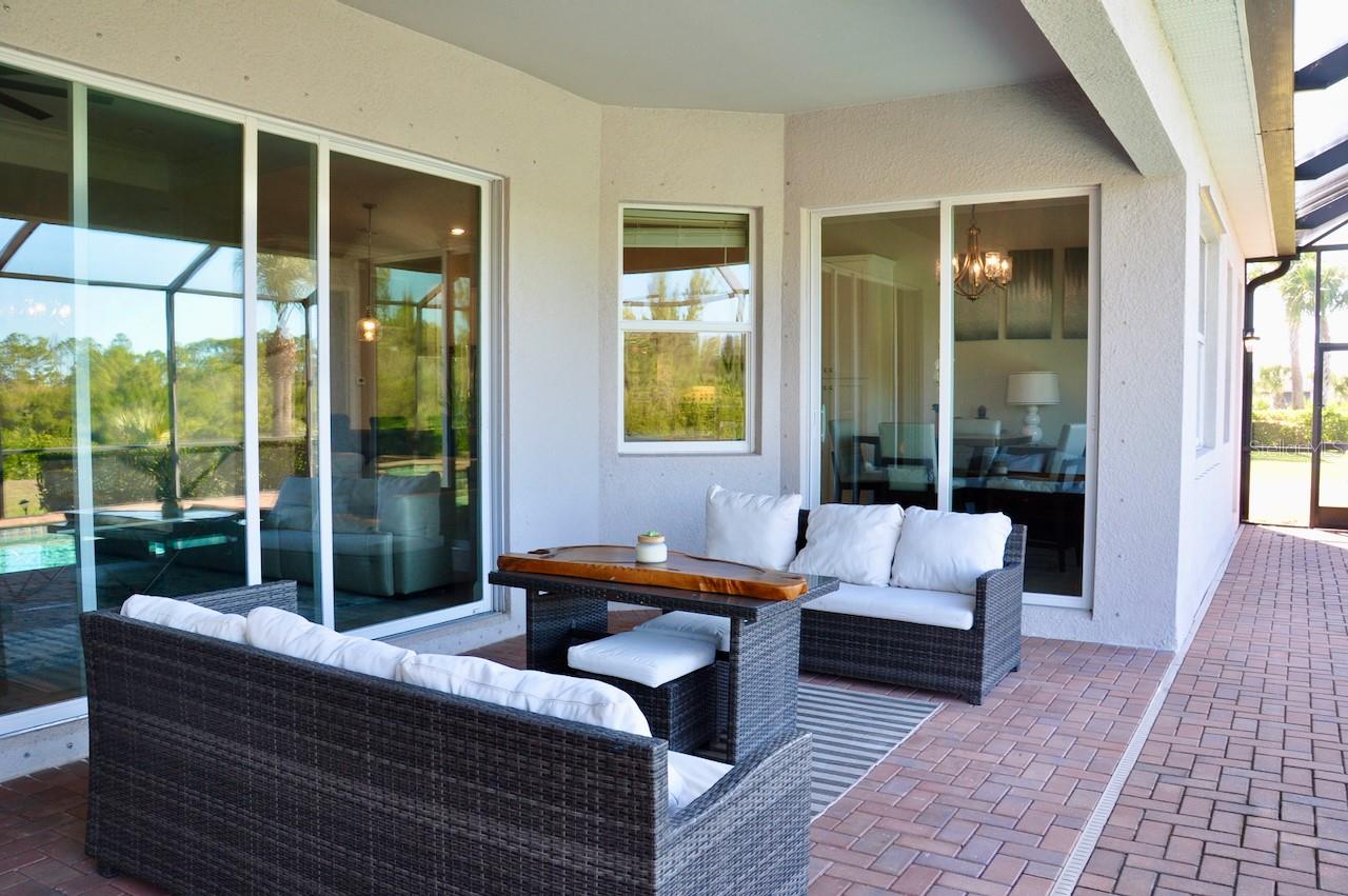 HARBOR WEST - Residential