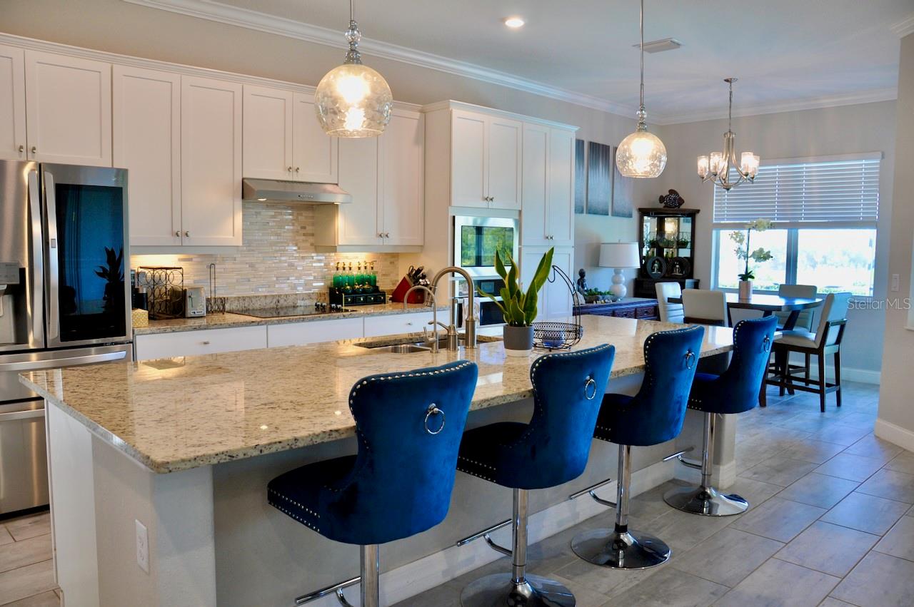 HARBOR WEST - Residential