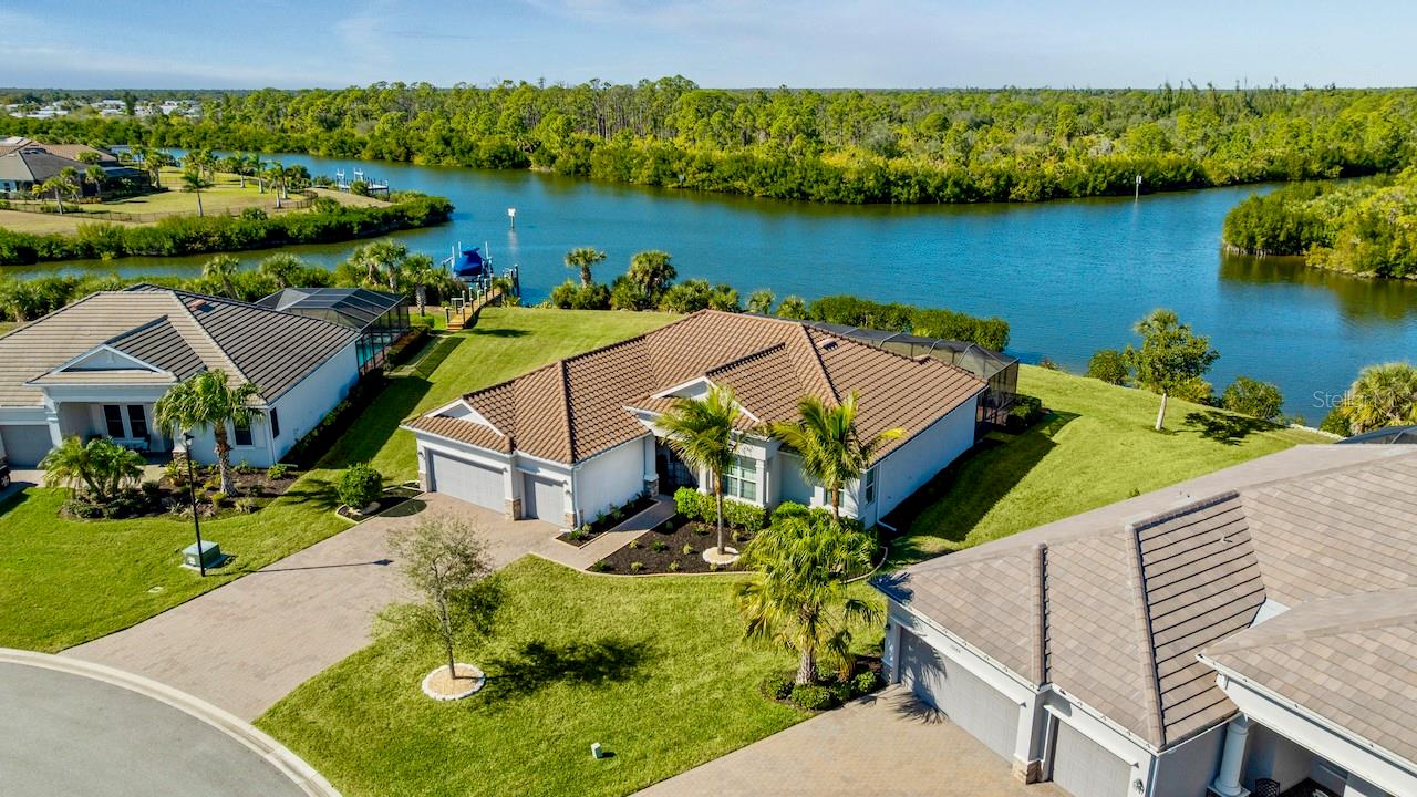 HARBOR WEST - Residential