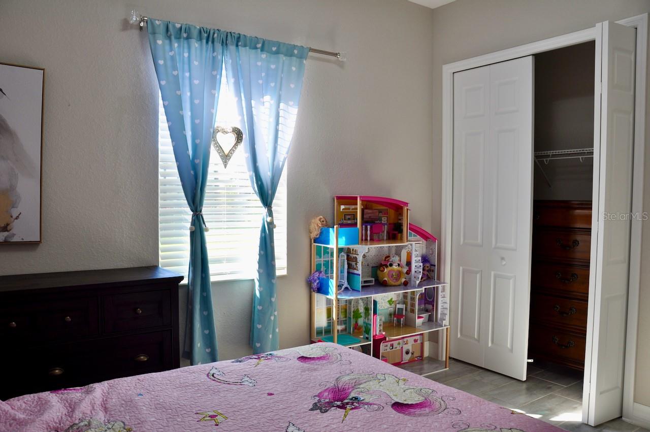 HARBOR WEST - Residential