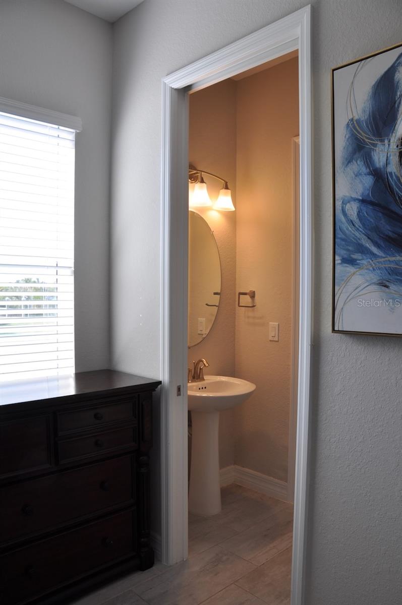 HARBOR WEST - Residential