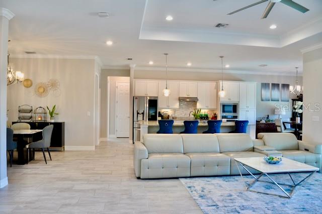 HARBOR WEST - Residential