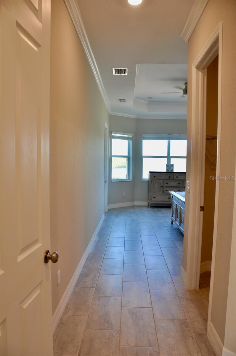 HARBOR WEST - Residential