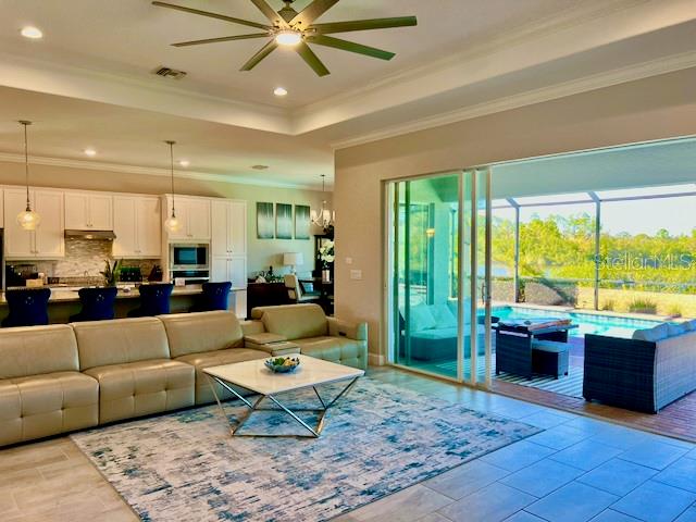 HARBOR WEST - Residential