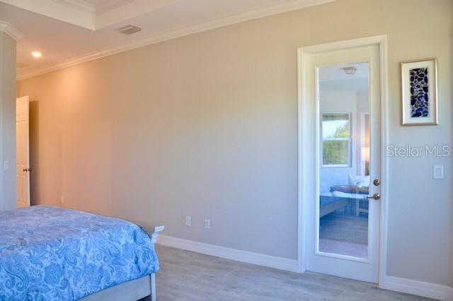 HARBOR WEST - Residential