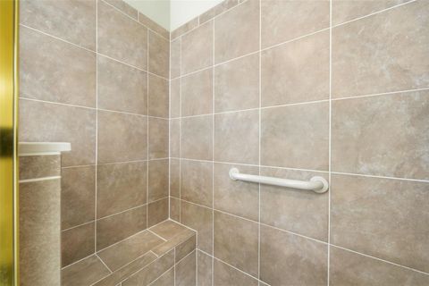 Tiny photo for 701 Cordova Circle, The Villages, FL 32162 (MLS # G5107462)