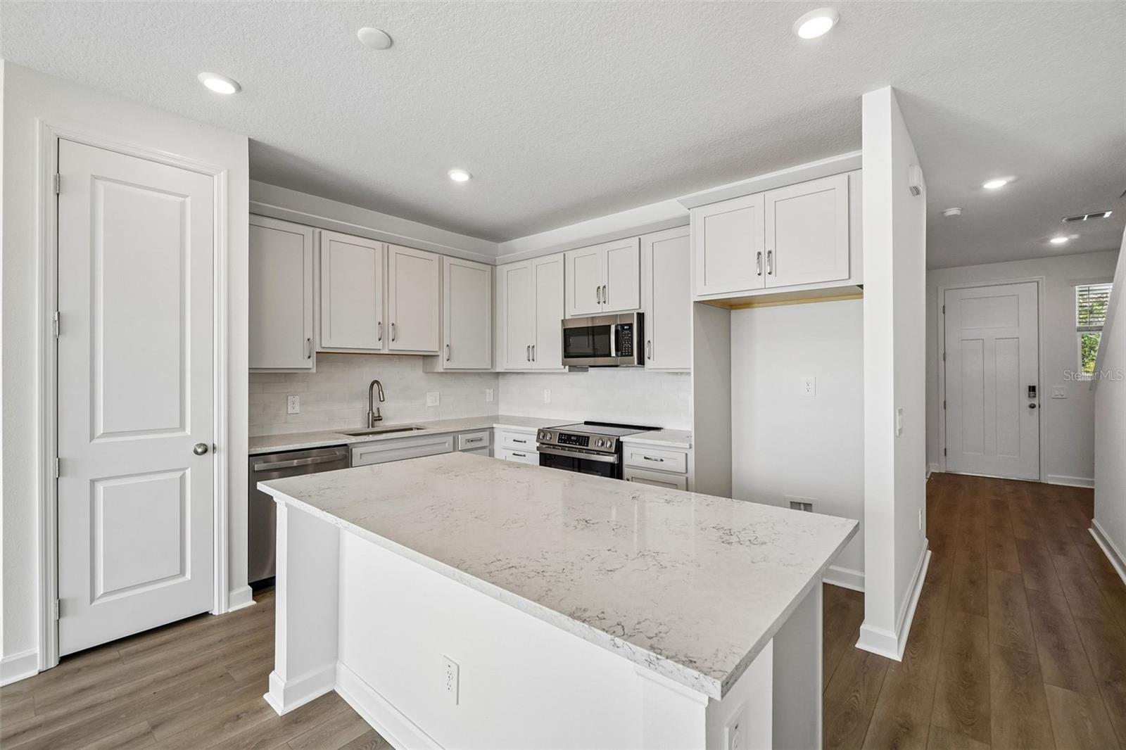 MONTAGUE TOWNHOMES - Residential