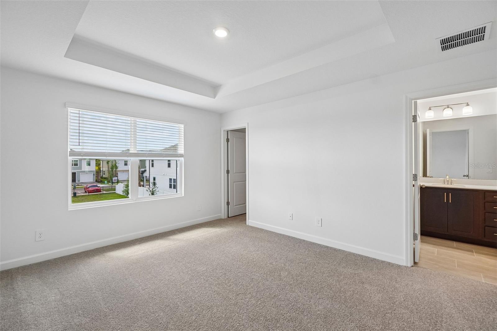 MONTAGUE TOWNHOMES - Residential