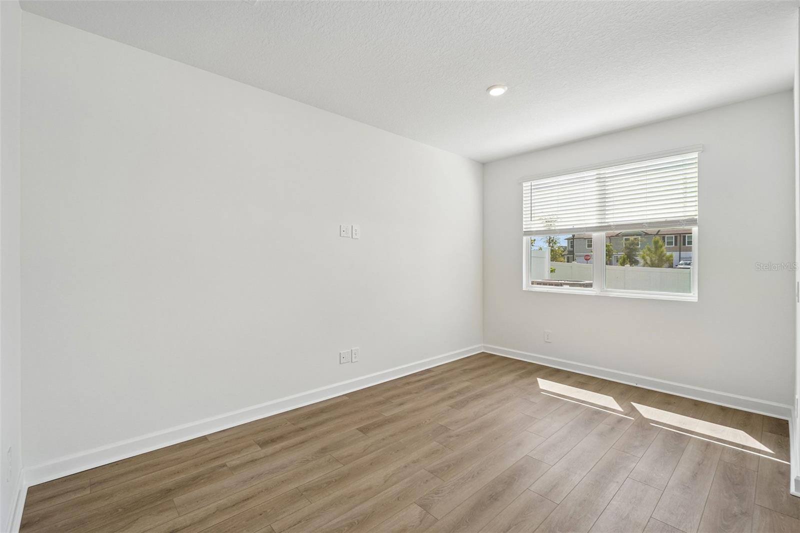 MONTAGUE TOWNHOMES - Residential