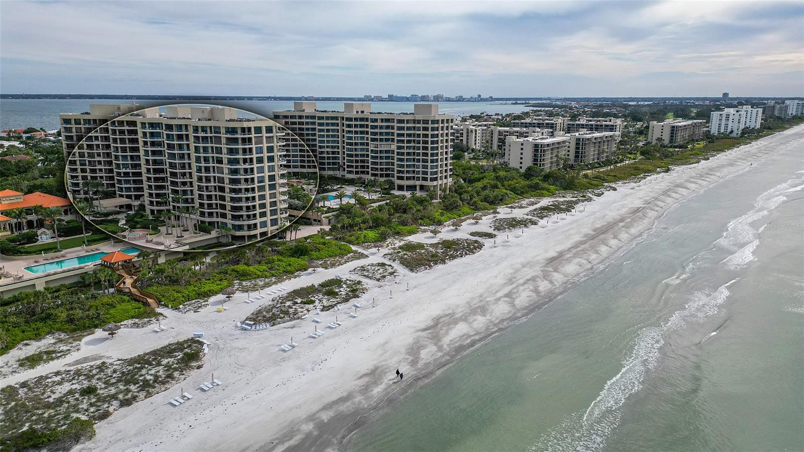 WATER CLUB - Residential