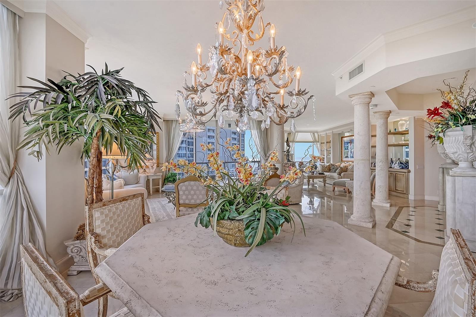 WATER CLUB - Residential