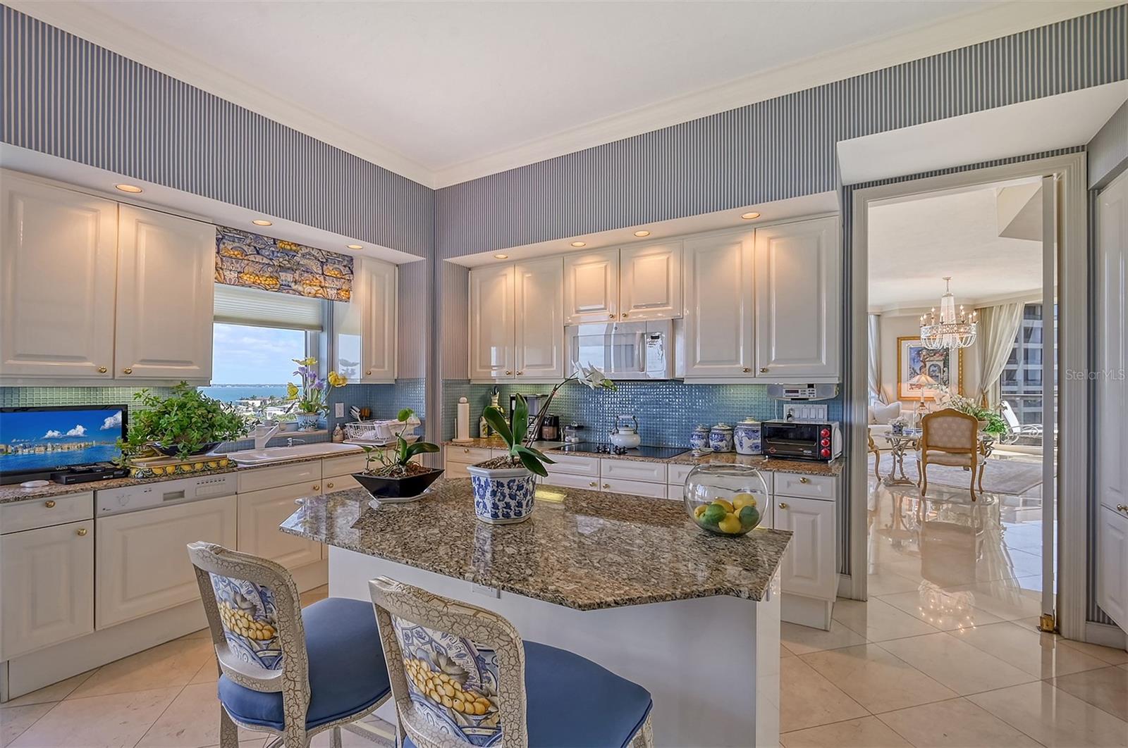 WATER CLUB - Residential