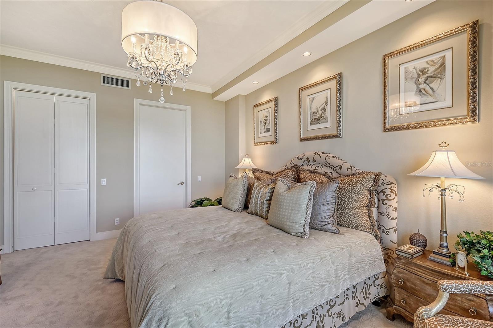 WATER CLUB - Residential