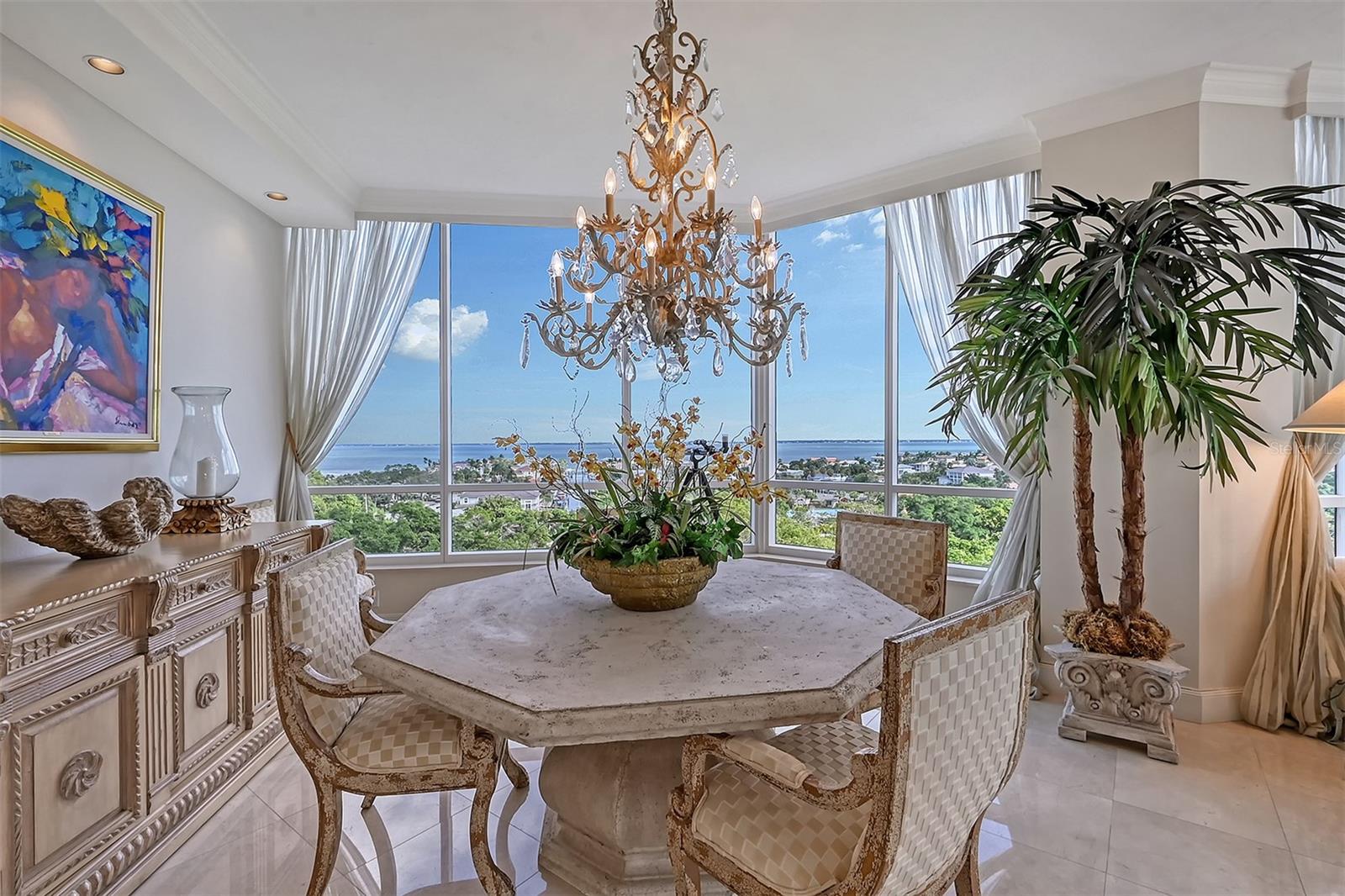 WATER CLUB - Residential