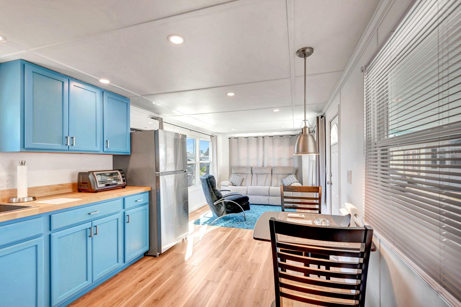 FLORIDANA MOBILE HOMESITE - Residential