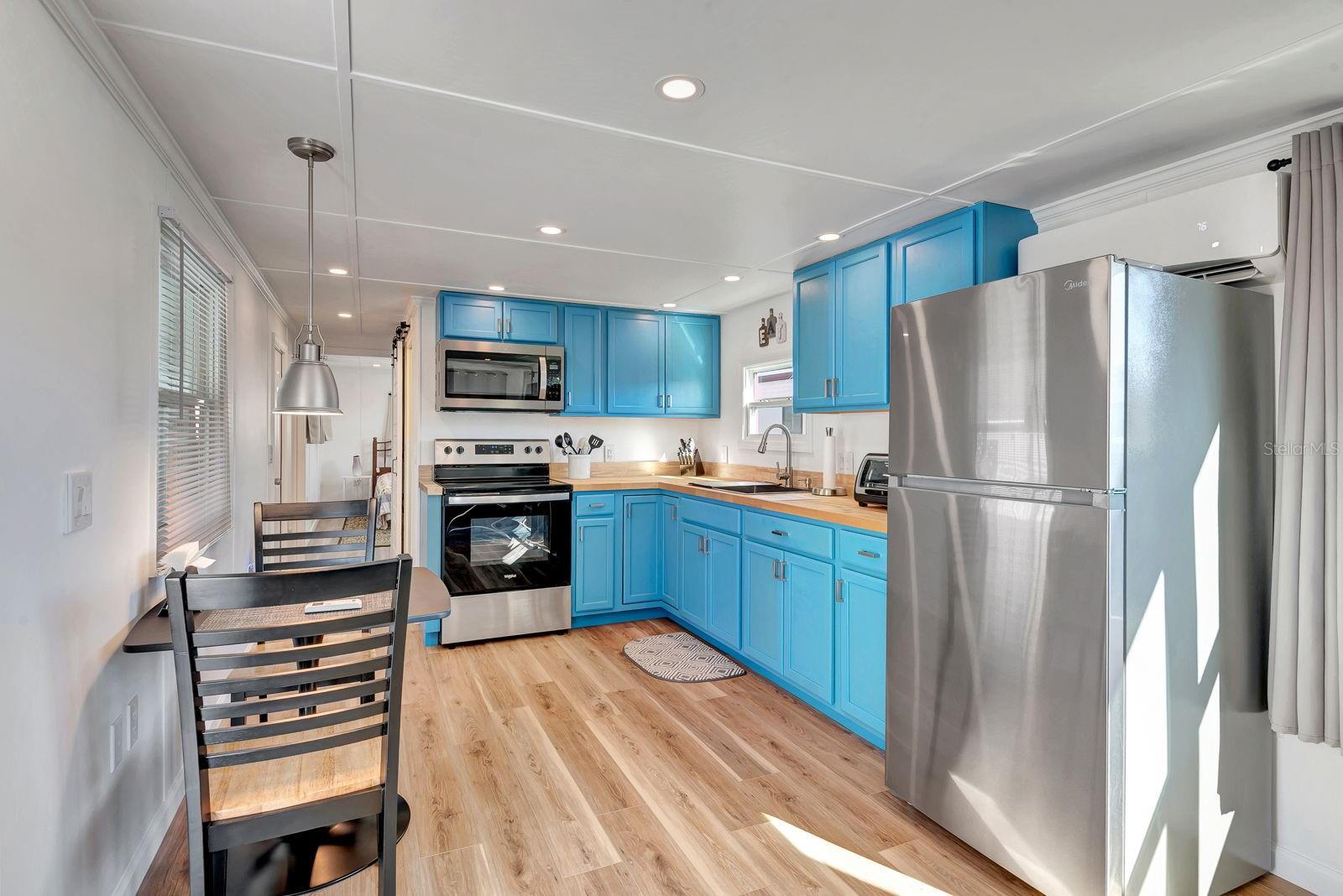 FLORIDANA MOBILE HOMESITE - Residential