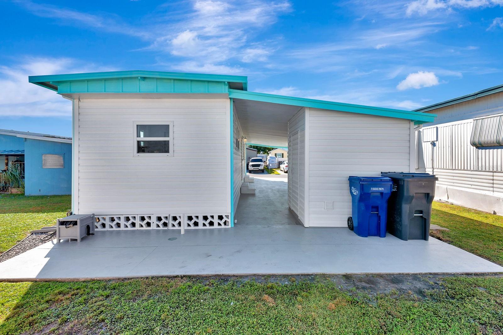 FLORIDANA MOBILE HOMESITE - Residential