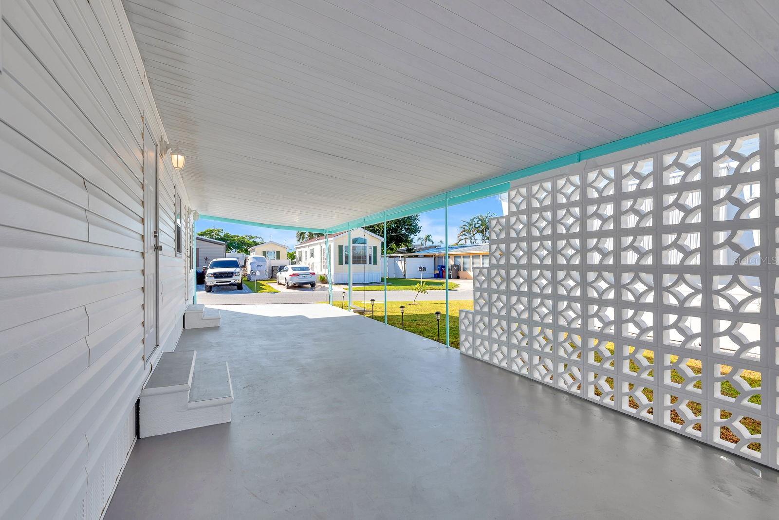 FLORIDANA MOBILE HOMESITE - Residential