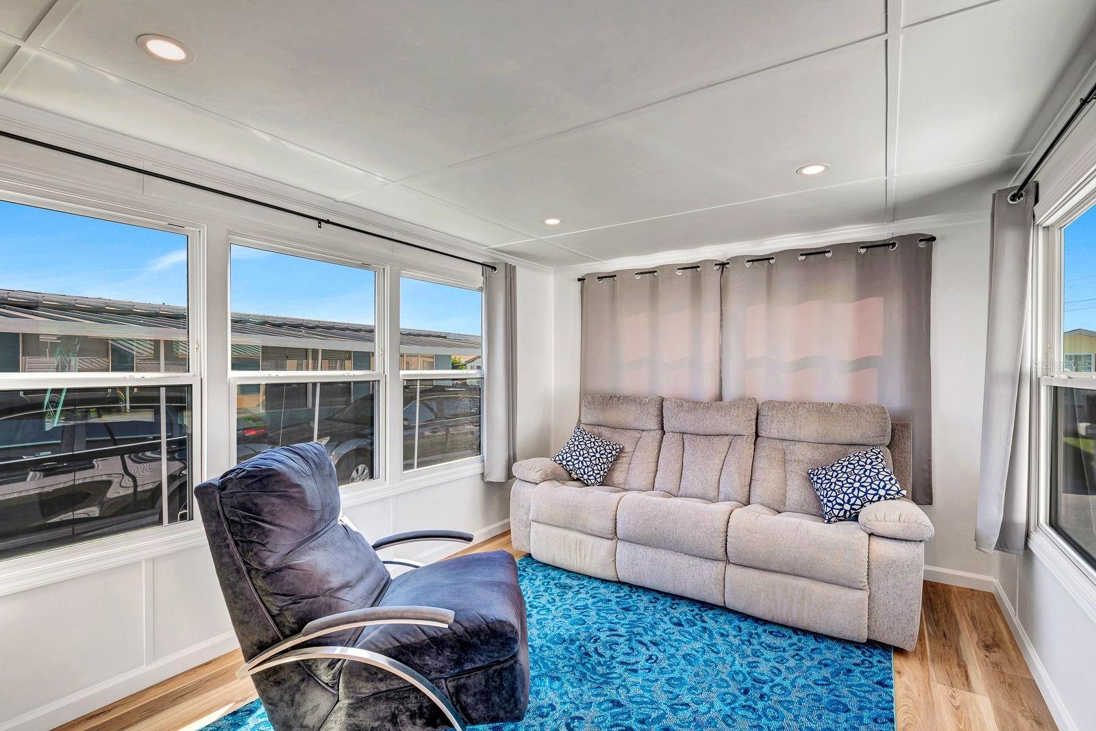 FLORIDANA MOBILE HOMESITE - Residential