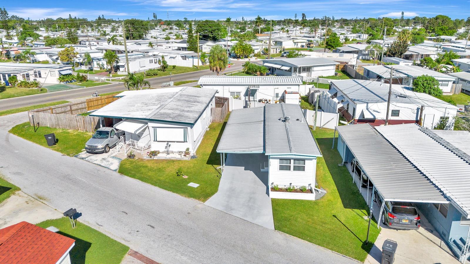 FLORIDANA MOBILE HOMESITE - Residential