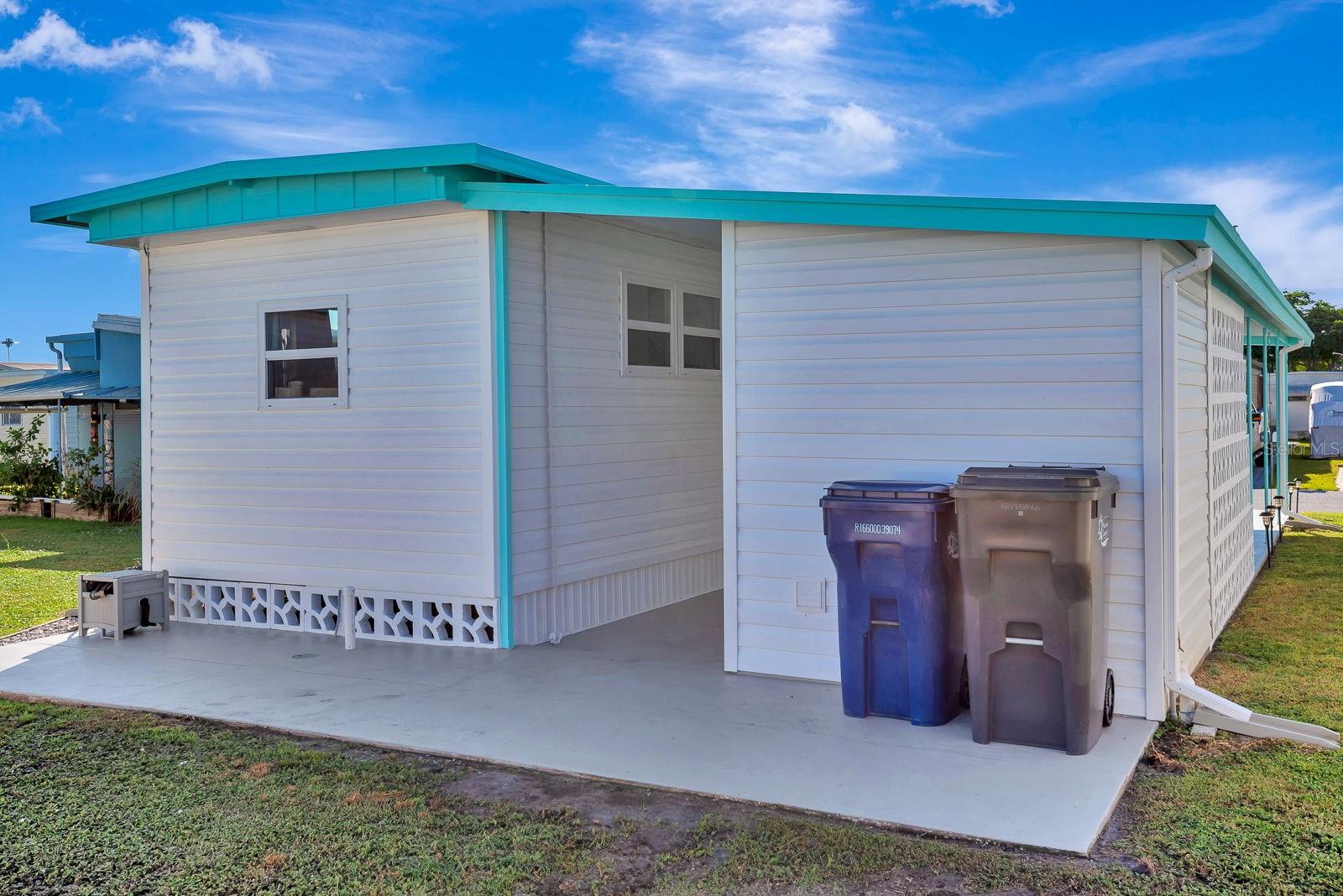 FLORIDANA MOBILE HOMESITE - Residential