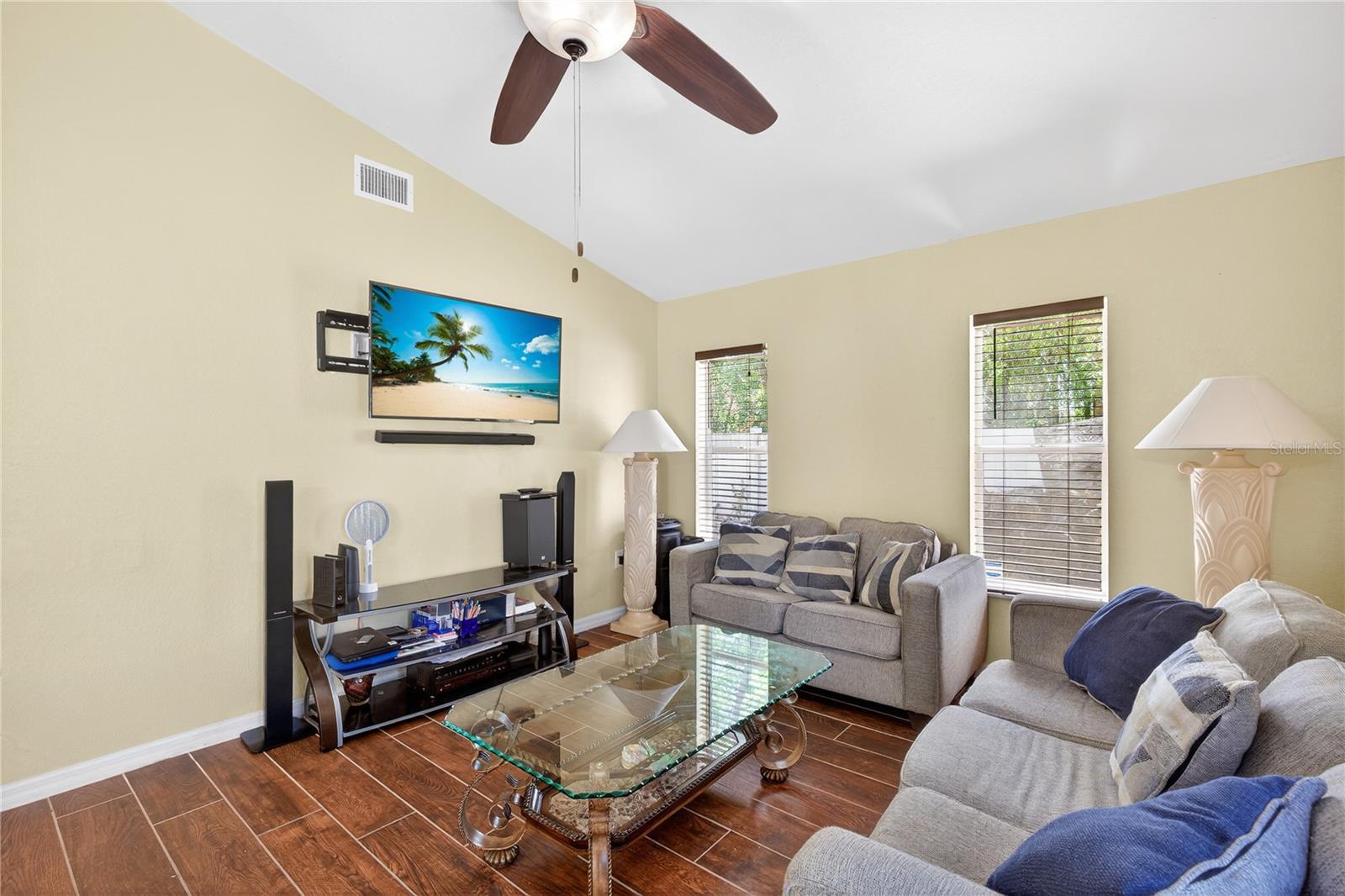 SPRING HILL - Residential