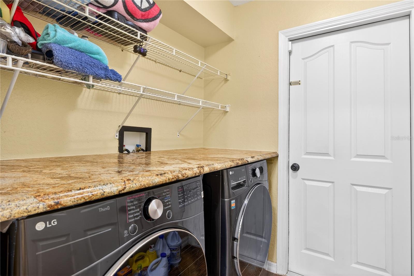 SPRING HILL - Residential