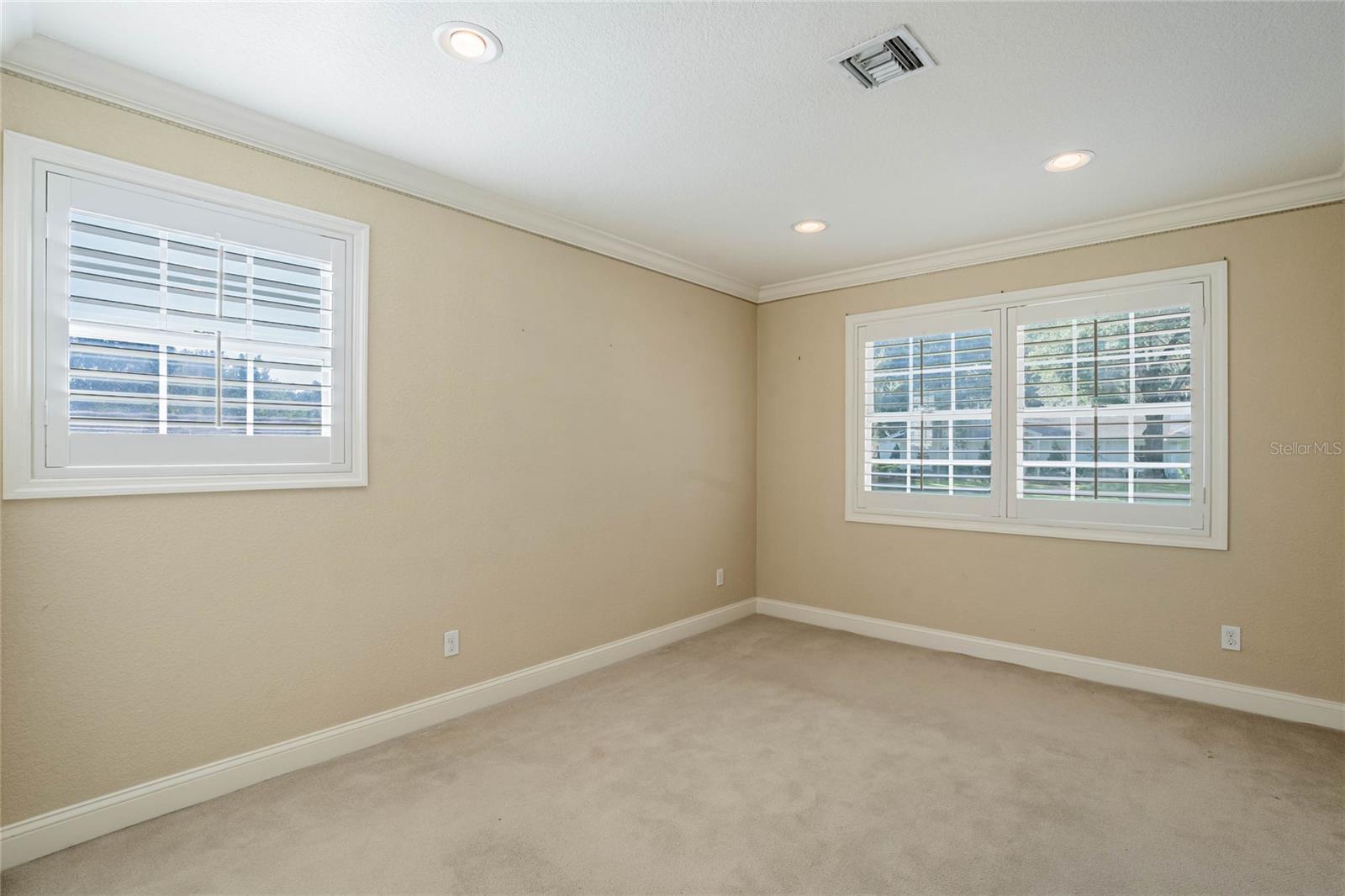 ROSE ISLE SEC 03 - Residential