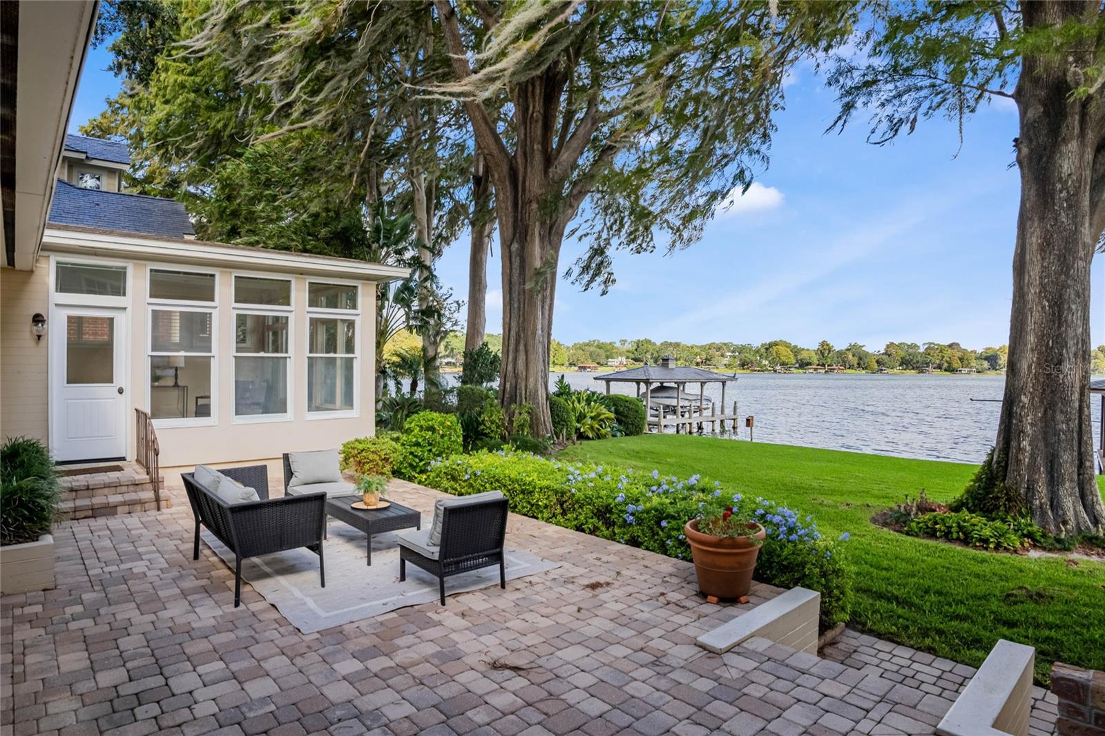 ROSE ISLE SEC 03 - Residential