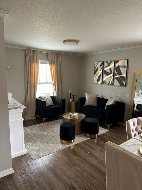 6900 CRESTED ORCHID DRIVE