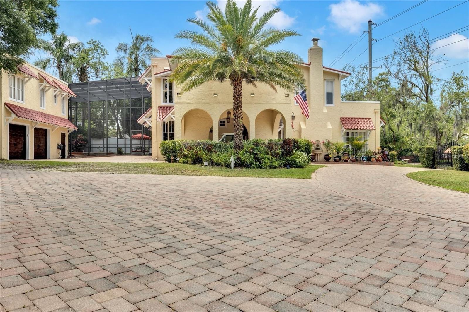 845 E EDGEWOOD DRIVE