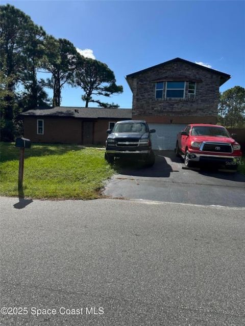 Photo of 1640 Sandusky Street SE, Palm Bay, FL 32909 (MLS # O6358960)