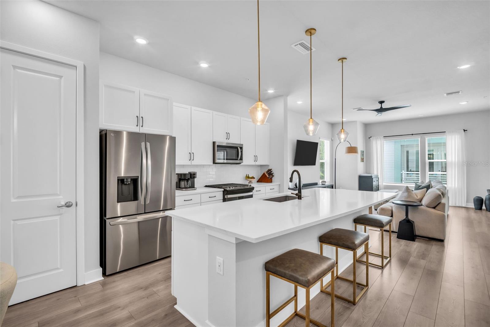 GRAND CENTRAL DISTRICT TWNHMS - Residential