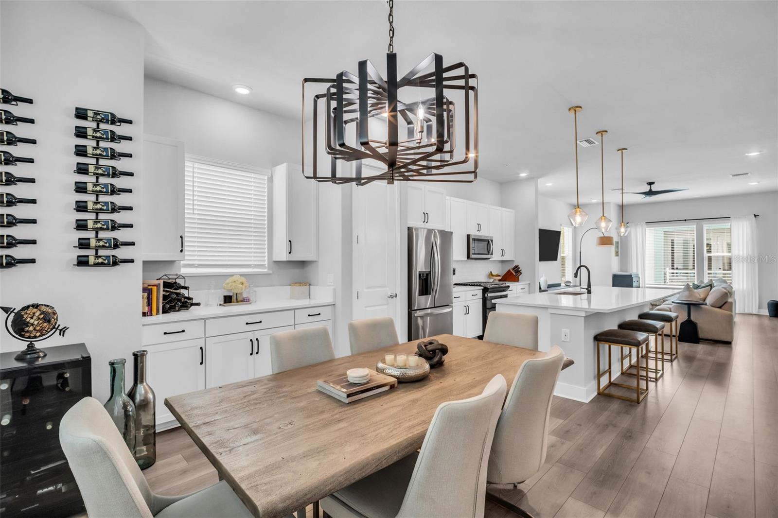 GRAND CENTRAL DISTRICT TWNHMS - Residential