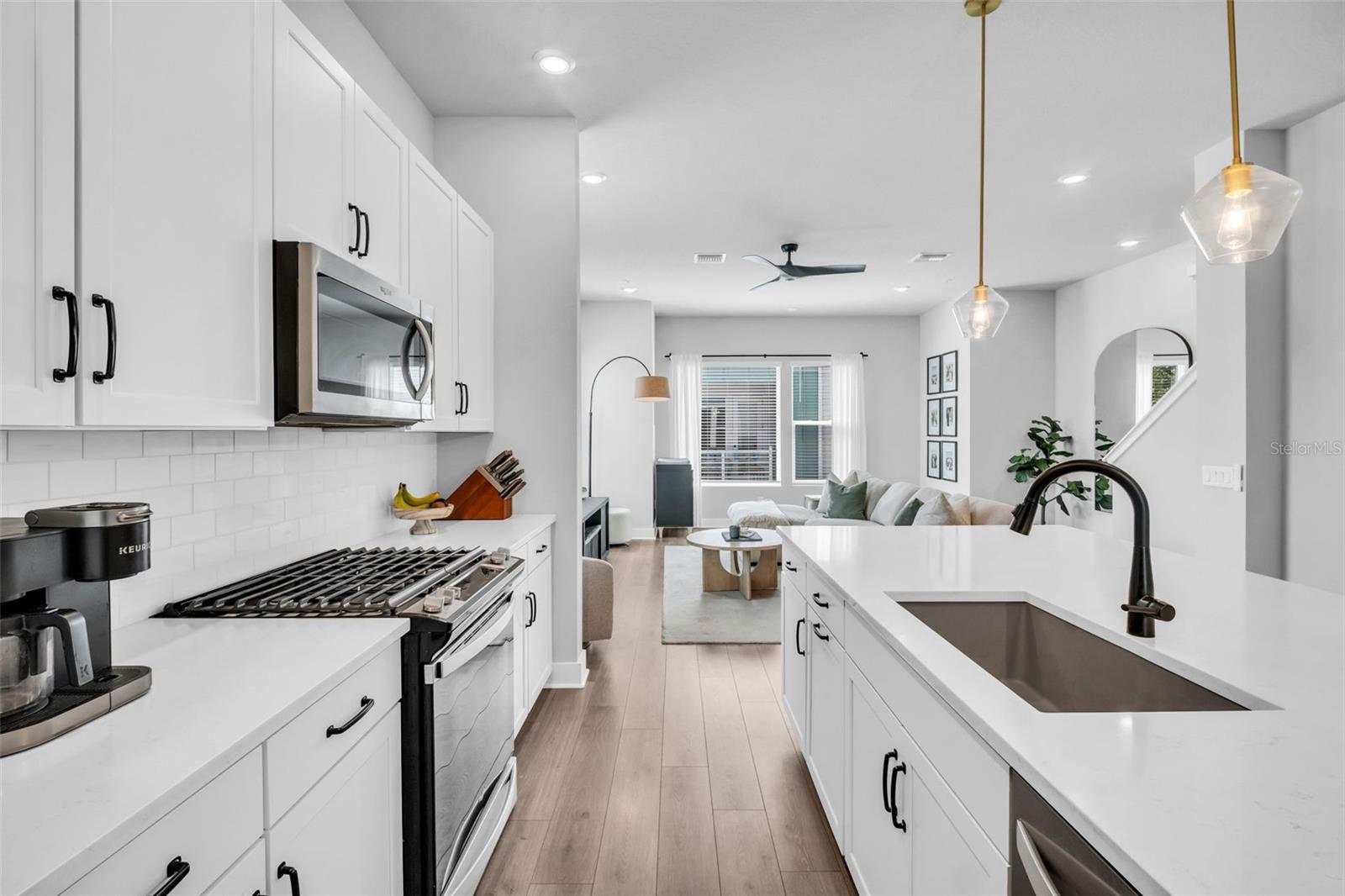 GRAND CENTRAL DISTRICT TWNHMS - Residential