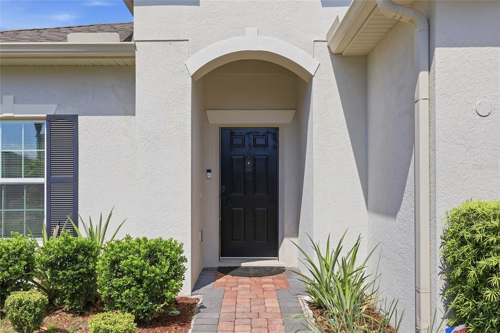 Photo of 601 Bridgeford Crossing Boulevard, Davenport, FL 33837 (MLS # O6430768)