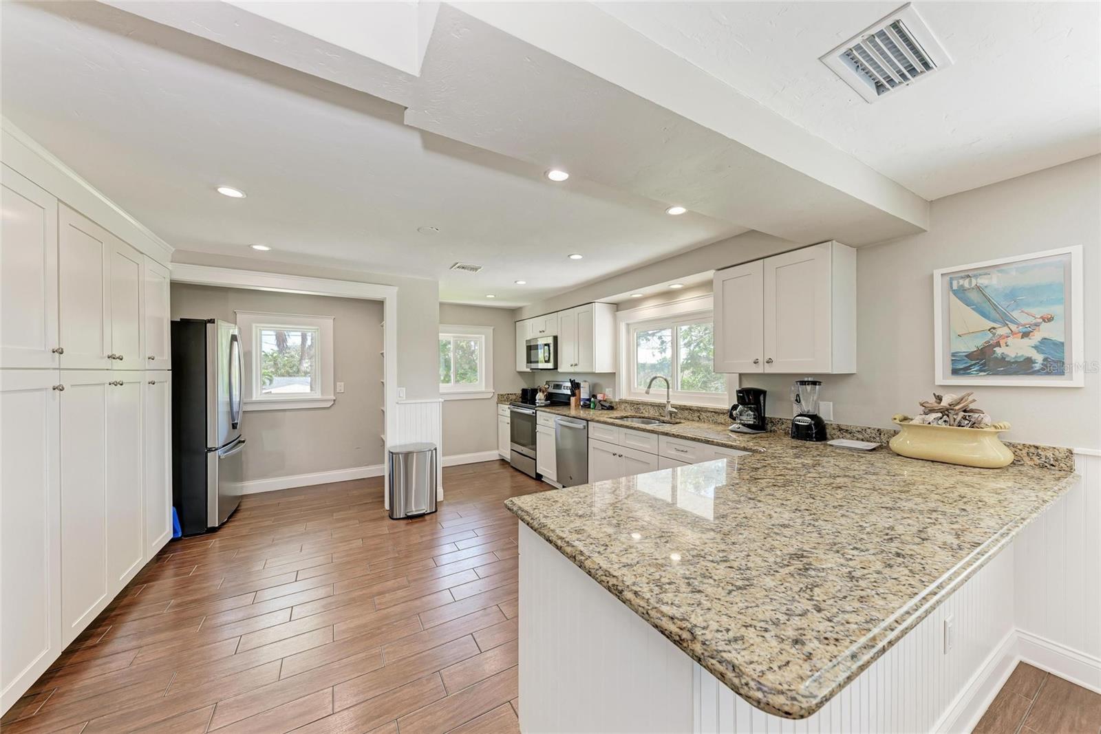 LUANA ISLES 1ST ADD - Residential