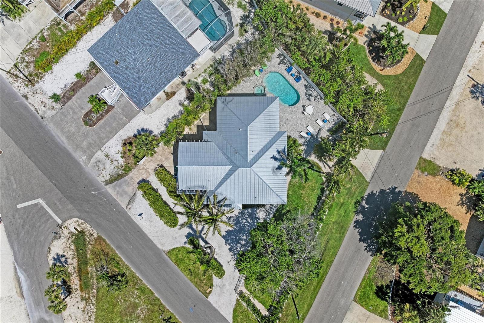 LUANA ISLES 1ST ADD - Residential